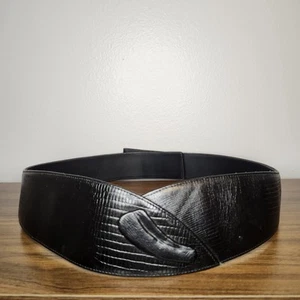 Vintage Women's Wide Front Black Leather Belt 32" Snakeskin Patten - Picture 1 of 7