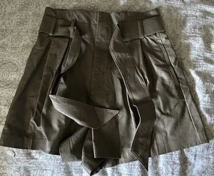 Pantalones Cortos Zara Imitación Cuero - Taupe Cintura Alta y Cinturón Talla M - Imagen 1 de 16