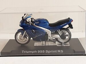 Moto altaya 1/24 ,  Triumph 955 sprint RS