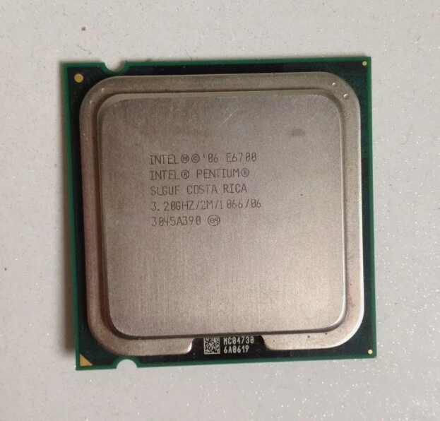 Intel Pentium E6700 3.2GHz Dual-Core 2M 1066MHz Socket LGA775 Processor - Image 1 of 4