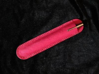 PERSONALIZADO Soporte para bolígrafo de cuero Estuche para bolígrafos de cuero ITALIANO Funda para bolígrafo Regalo Foto 1 de 4