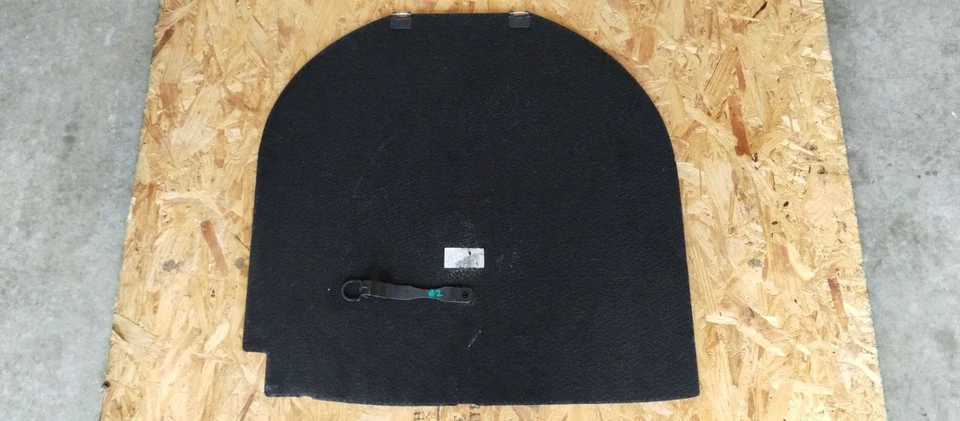 BMW FLOOR CARPET LUGGAGE COMPARTMENT & HOLDING STRAP #2 E60 5 SERIES SEDAN 04-10 - Image 1 of 4