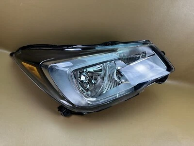 MINT 2017-2018 SUBARU FORESTER RIGHT PASSENGER RH HEADLIGHT HALOGEN AFTERMARKET Foto 1 de 4