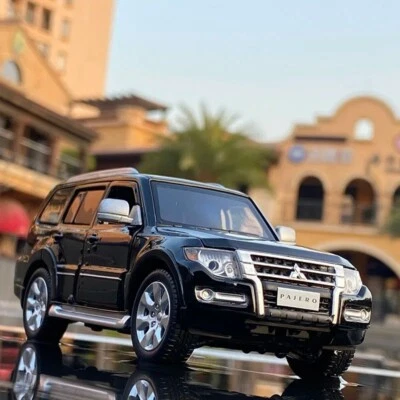 1:32 Mitsubishi Pajero SUV Diecast Model Sports Car Sounds Lights Kids Gift Toys - Image 1 of 4