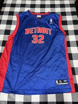 Detroit Pistons Richard Rip Hamilton # 32 NBA Jersey Size Youth XL Blue Nice - Image 1 of 4