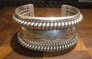 NAVAJO TAHE Sterling Heavy Cuff Bracelet - Picture 1 of 7