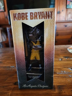 Bobblehead Kobe Bryant "Mamba Forever" LA Dodgers - Imagem 1 de 2