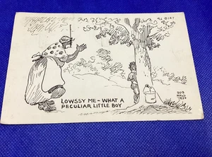 Vintage 50er Jahre gewagte Cartoon Postkarte - Lowssy me a pecular little boy - Bild 1 von 7