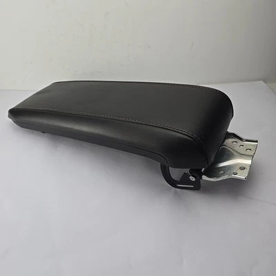 10-15 GMC Terrain Chevrolet Equinox Center Console Armrest Leather Black OEM - Image 1 of 4