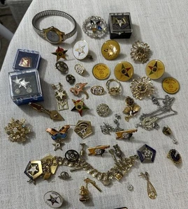 Masonic Order of Eastern Star (OES) Jewelry Lot - Picture 1 of 7