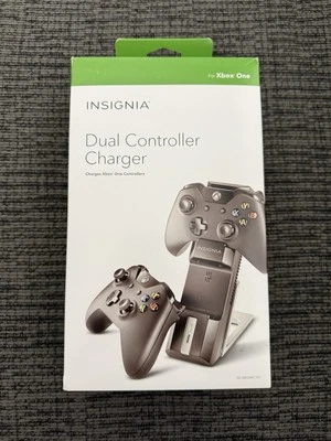 Insignia  Dual Controller Charging Dock For Xbox One  - Image 1 of 4