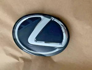 Front Grille Emblem Lexus IS350 2020-2024 Compatible with Radar 90975-02171 - Bild 1 von 5