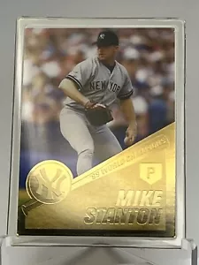 22kt Gold 1999 World Series MLB Card #28 New York Yankees Mike Stanton - Picture 1 of 2
