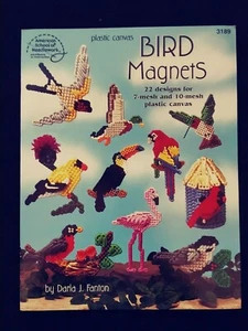 Imanes de plástico para pájaros de lona - 22 diseños para malla 7 y 10 de Darla J. Fanton - Imagen 1 de 2