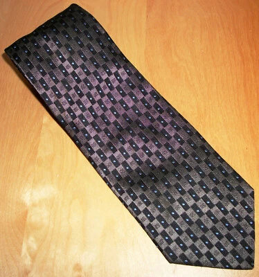 Corbata de cuello de seda para hombre Roberto Villini azul marino y dorado 60" L x 3,75" W (D413) Foto 1 de 4