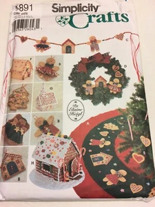 CRAFTS UNCUT SIMPLICITY 5891 Sewing Pattern CHRISTMAS DECOR ORNAMENTS TREE SKIRT - Picture 1 of 3