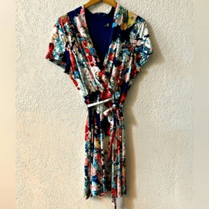 Leslie Fae Faux Wrap V-neck Dress Sz 16 Floral Print Back Zip Tie - Picture 1 of 11