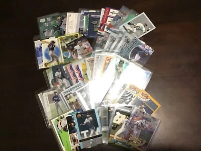 ICHIRO Oddball Insert & Regular issue MARINERS Baseball YOU CHOOSE - Image 1 of 4
