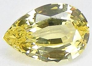 EXCELLENT CUT PEAR 10x7 MM. SWEET COLOR LIGHT YELLOW SAPPHIRE LAB CORUNDUM - Picture 1 of 3