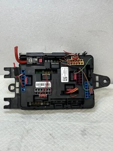 2016 BMW 328i REAR TRUNK DISTRIBUTION FUSE BOX V8 9389070 01 OEM - Picture 1 of 8