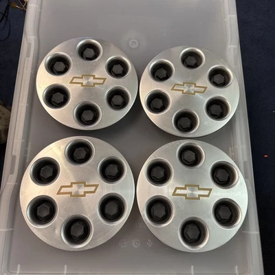 Tapacubos centrales de rueda Chevrolet Suburban Tahoe Avalanche GM 16" 15004143 JUEGO DE 4 Foto 1 de 4