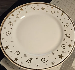 NEW Set of 4 The Pampered Chef Celebration Dessert Plates 8" Gold Metallic Stars - Picture 1 of 4