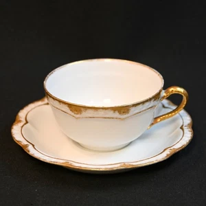 Limoges Haviland & Co Cup & Saucer Classic Gold on White Embossed Twig 1894-1931 - Picture 1 of 23