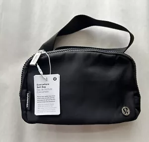 New Condition Lululemon Everywhere Belt Bag Black One liter MSRP $48 As Shown - Picture 1 of 13