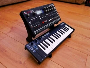 UNIWAVE Elektron / Arturia Keystep or Behringer Swing Dark VALCHROMAT Dual Stand - Picture 1 of 4