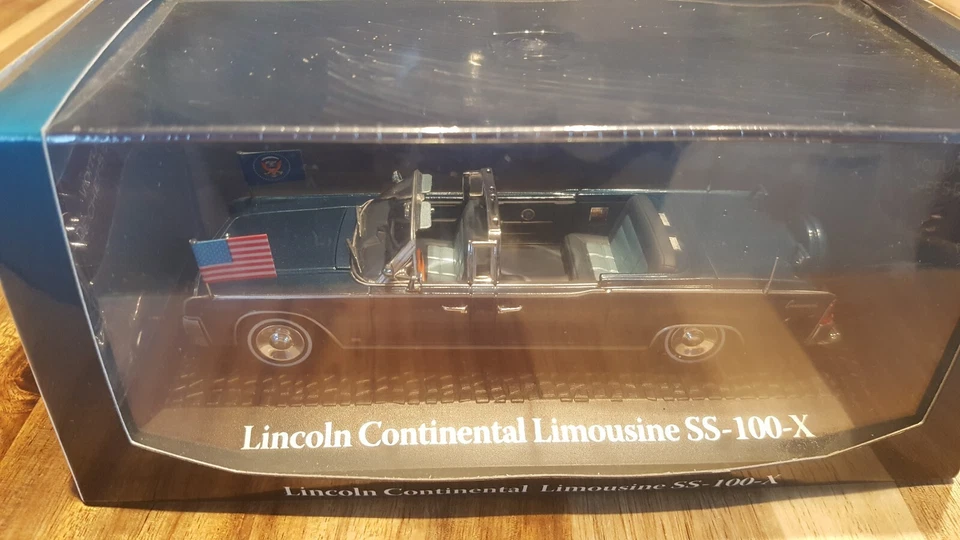 lincoln continental limousine SS-100-X 1/43 atlas - Photo 1/4