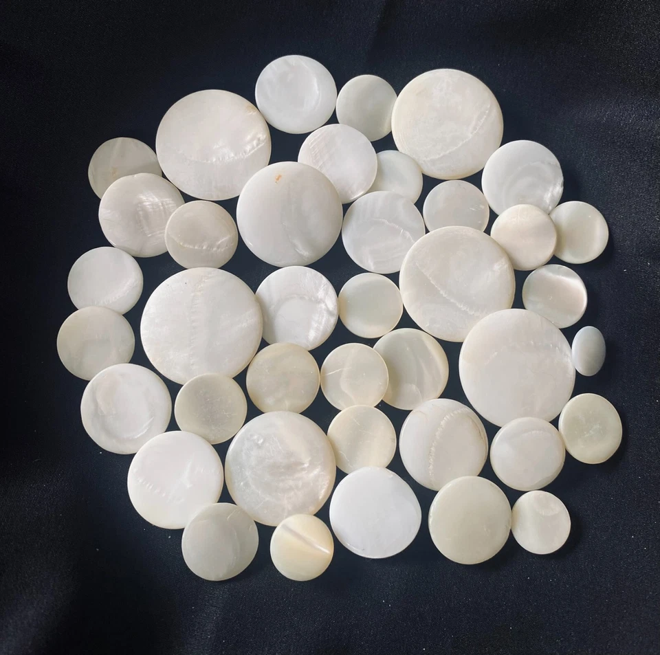 Lot of 40 Vintage Pearl Shell MOP Buttons Some Matching Sets #35 - Image 1 of 1