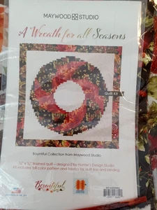 EIN KRANZ FÜR ALLE JAHRESZEITEN Quilt-Set, enthält Stoff, Muster. 100% Baumwolle - Bild 1 von 4