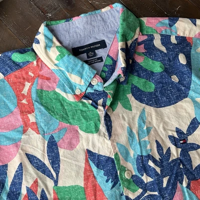 Camisa Tommy Hilfiger Para Hombre XL Multicolor Estampado de Hojas Tropicales Algodón con Botones Foto 1 de 4