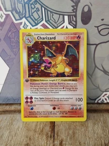 PROXY Charizard 4/102 First Edition Base Set Shadowless Holo - Eng - Foto 1 di 10
