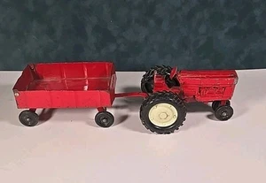 Cosechadora internacional ERTL de colección tractor agrícola y vagón de heno fundido a presión - Imagen 1 de 12