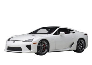 AUTO art 78851 1 18 Lexus LFA (Whitest White Black Carbon) - Picture 1 of 5