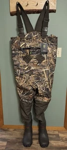 TIDEWE Insulated and Heated Chest Waders, Size 8 - Picture 1 of 6