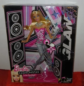 2010 Barbie Fashionistas V9513 "In the Spotlight" Hollywood Divas - Glam - Bild 1 von 11