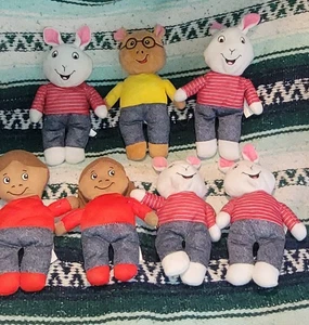 PBS Kids Arthur and Friends Plüschtiere 7 Stück - Bild 1 von 8