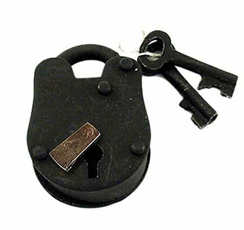Antique style Iron Padlock and Skeleton Keys Cover