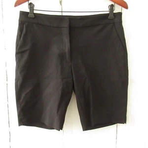 Bermudas negras frente plano White House Black Market 8 - Imagen 1 de 4