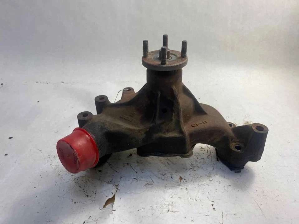 Bomba de refrigerante Chevy Pickup 3500 1988 - 2000 Foto 1 de 4