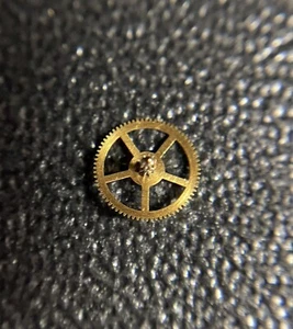 Genuine 2124 Audemars Piguet 30025 Third Wheel Watch Movement Part - Picture 1 of 3