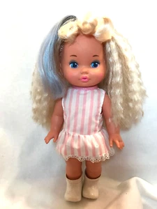 Muñeca de colección Lil Miss maquillaje 14" pelo rubio prensado mejilla corazón 1988 Mattel - Imagen 1 de 6
