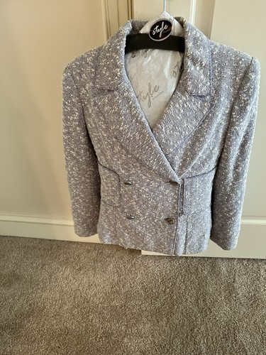 Giacca Chanel Vintage Haute Couture Viola Bianco Tweed Abito con Gonna