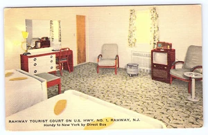 Rahway New Jersey Rahway Tourist Court Interior room TV postcard B107 - Picture 1 of 2