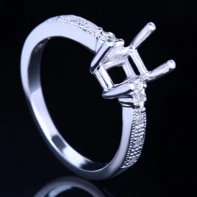 Anillo de compromiso de diamantes con montura semi montura corte esmeralda de 7x5 mm de oro blanco de 10 k Foto 1 de 4