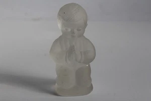 GOEBEL Figurine cristal 1978 Garçon en train de prier (56910) - Picture 1 of 5