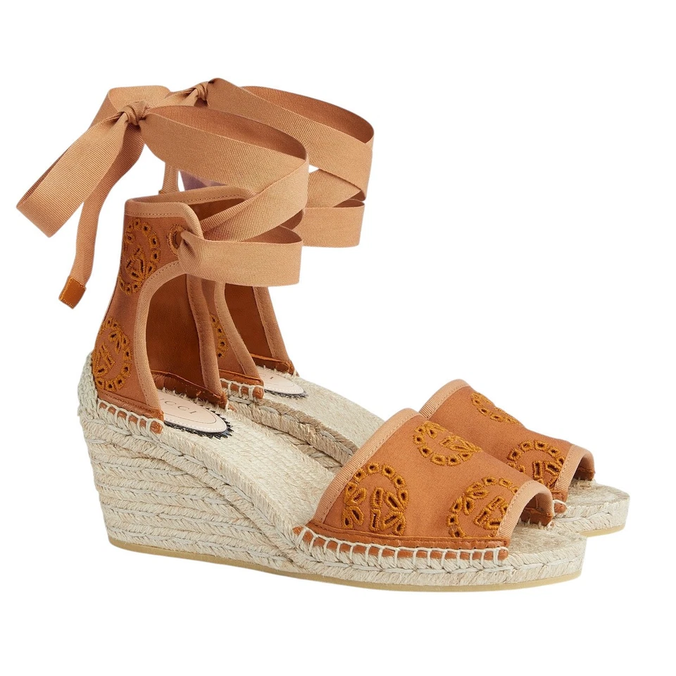 Auténticas alpargatas Gucci de lona entrelazadas G para mujer 771779 nuevas $1050 Foto 1 de 4