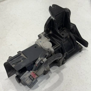 ✅ 2015 - 2020 ESCALADE YUKON TAHOE FRONT LEFT RUNNING BOARD BRACKET MOTOR OEM - Picture 1 of 8